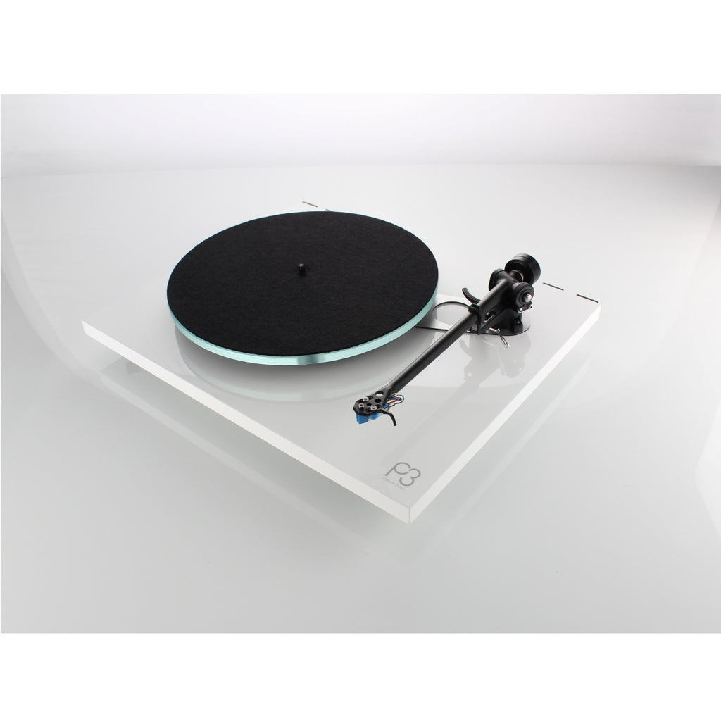 Rega Planar 3 with Elys 2 fitted