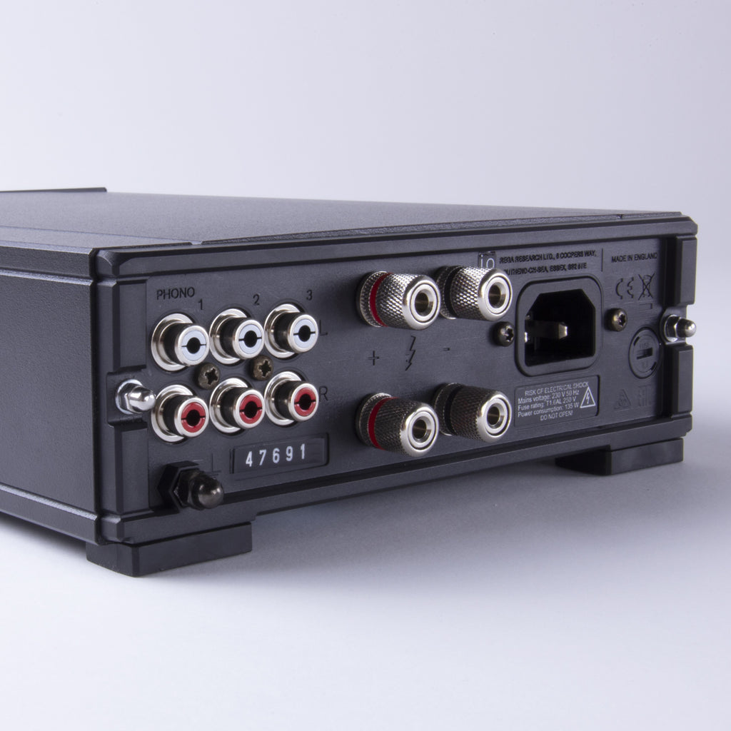 Io integrated amplifier