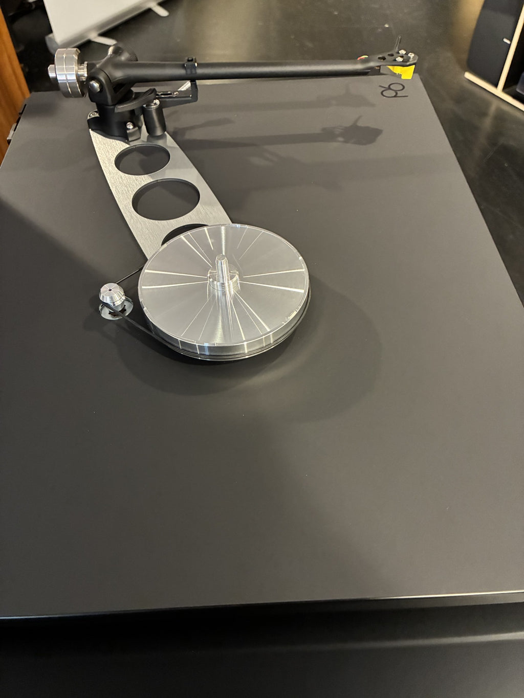 Pre Loved Planar 6 turntable with Exact cartridge