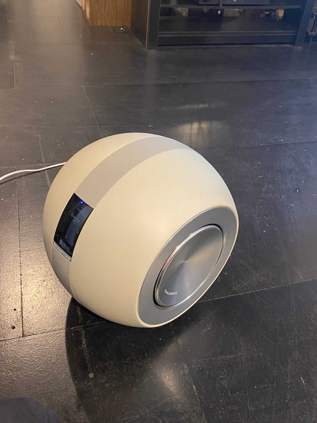 Pre Loved B&W PV1D subwoofer