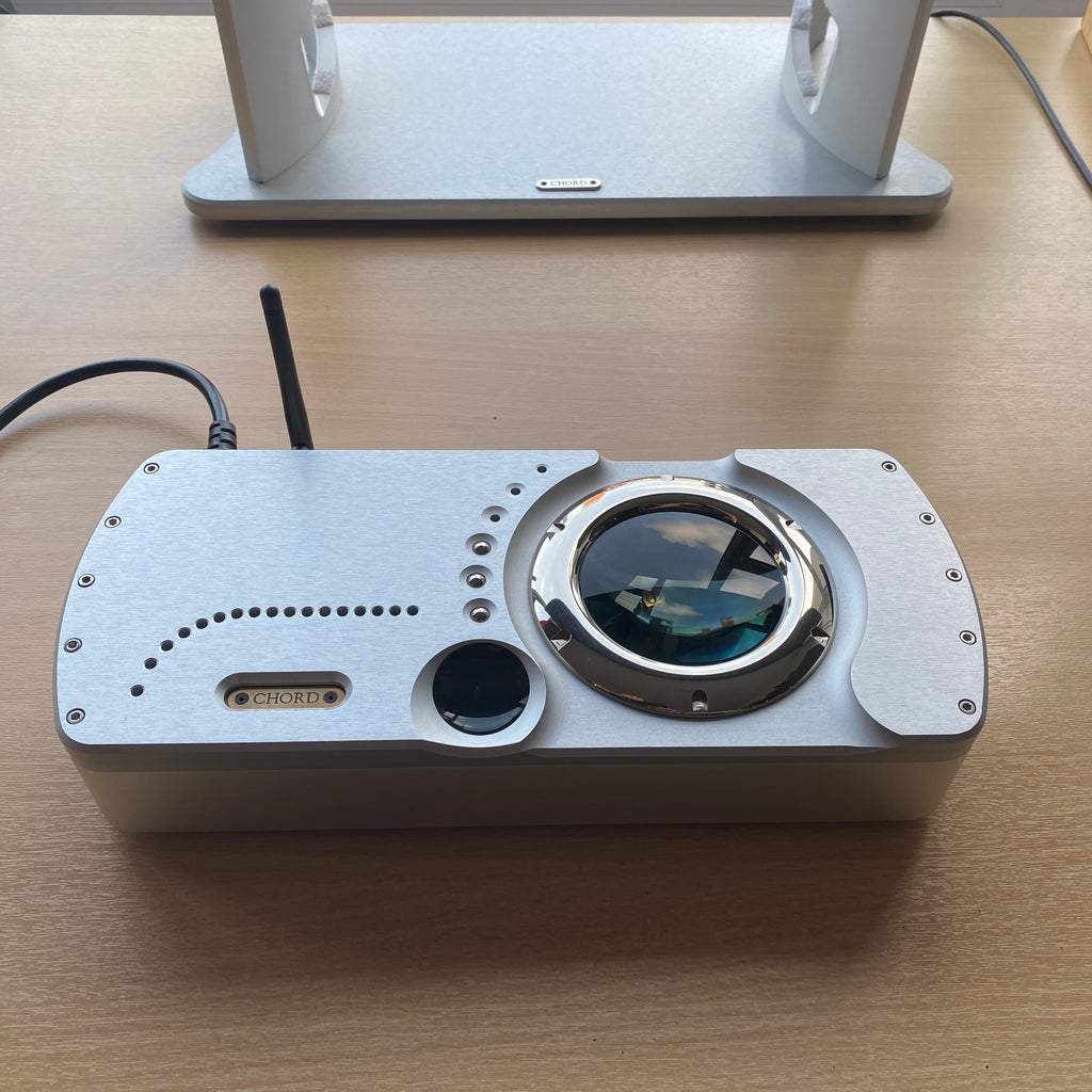 Pre loved Chord QBD76 DAC and matching Chord CD transport with Chord stand