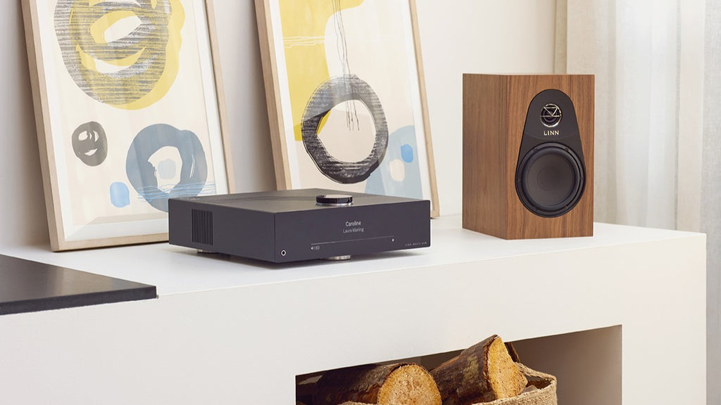 Linn Majik System One, Streamer amplifier loudspeakers and turntable option.
