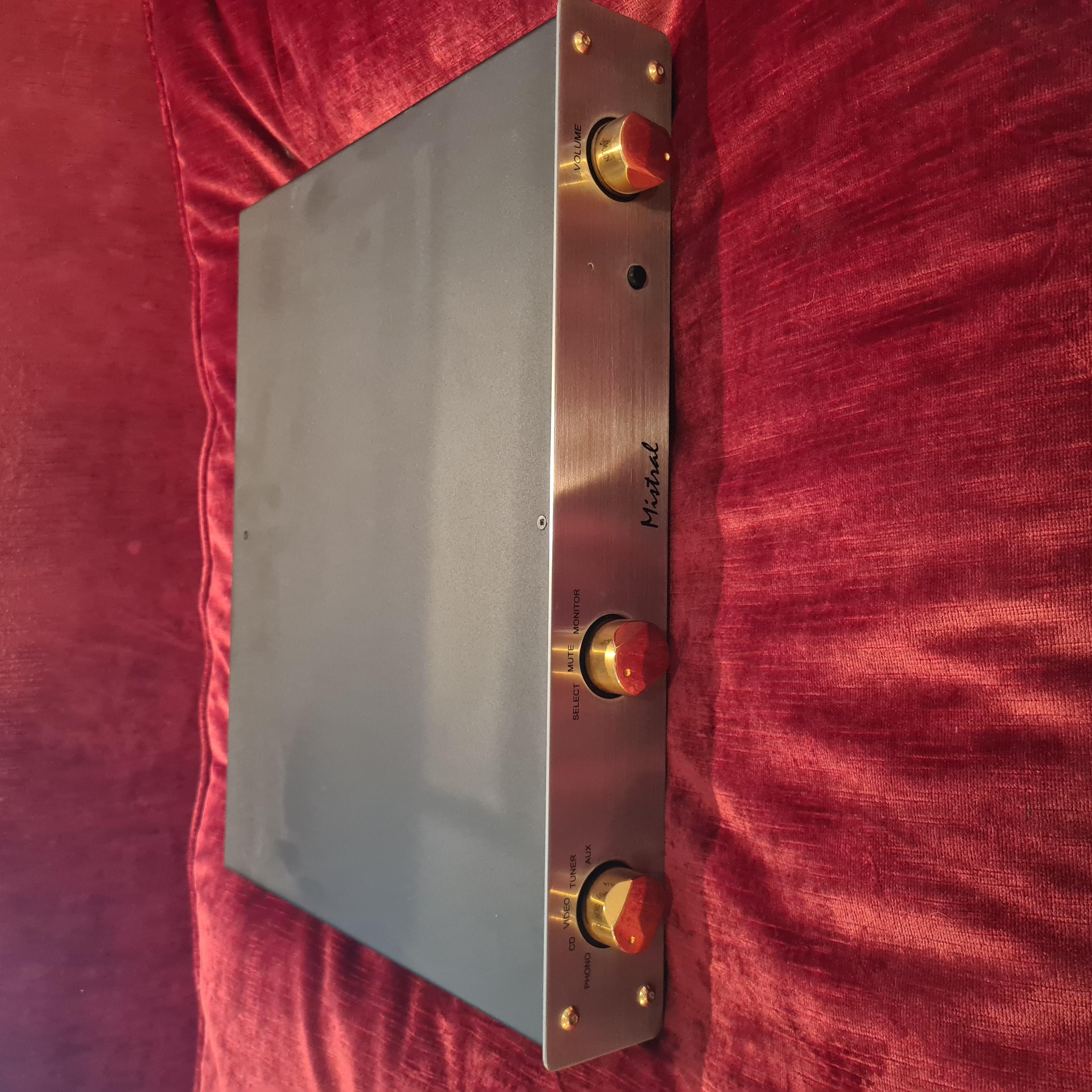 Mistral Integrated Amplifier